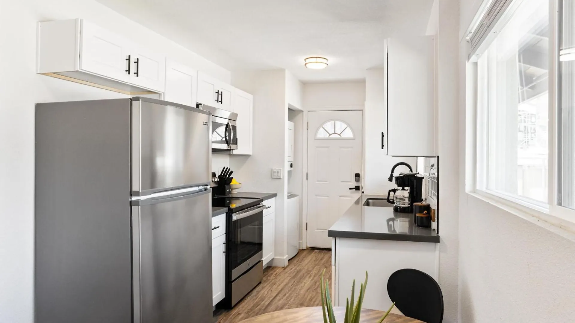 Sunrise Vista-Walk To Downtown Old Town & Bars! Βίλα Σκότσντεϊλ 0*,  Ηνωμένες Πολιτείες της Αμερικής